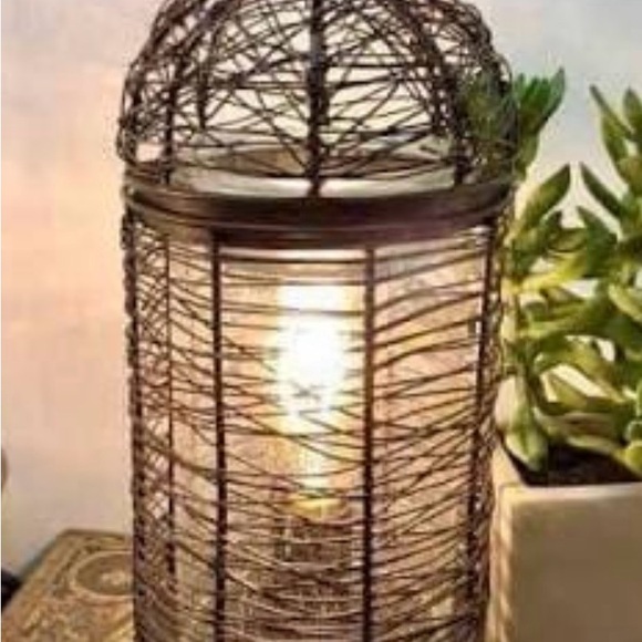 Scentsy Vino Wax Warmer - Picture 4 of 4